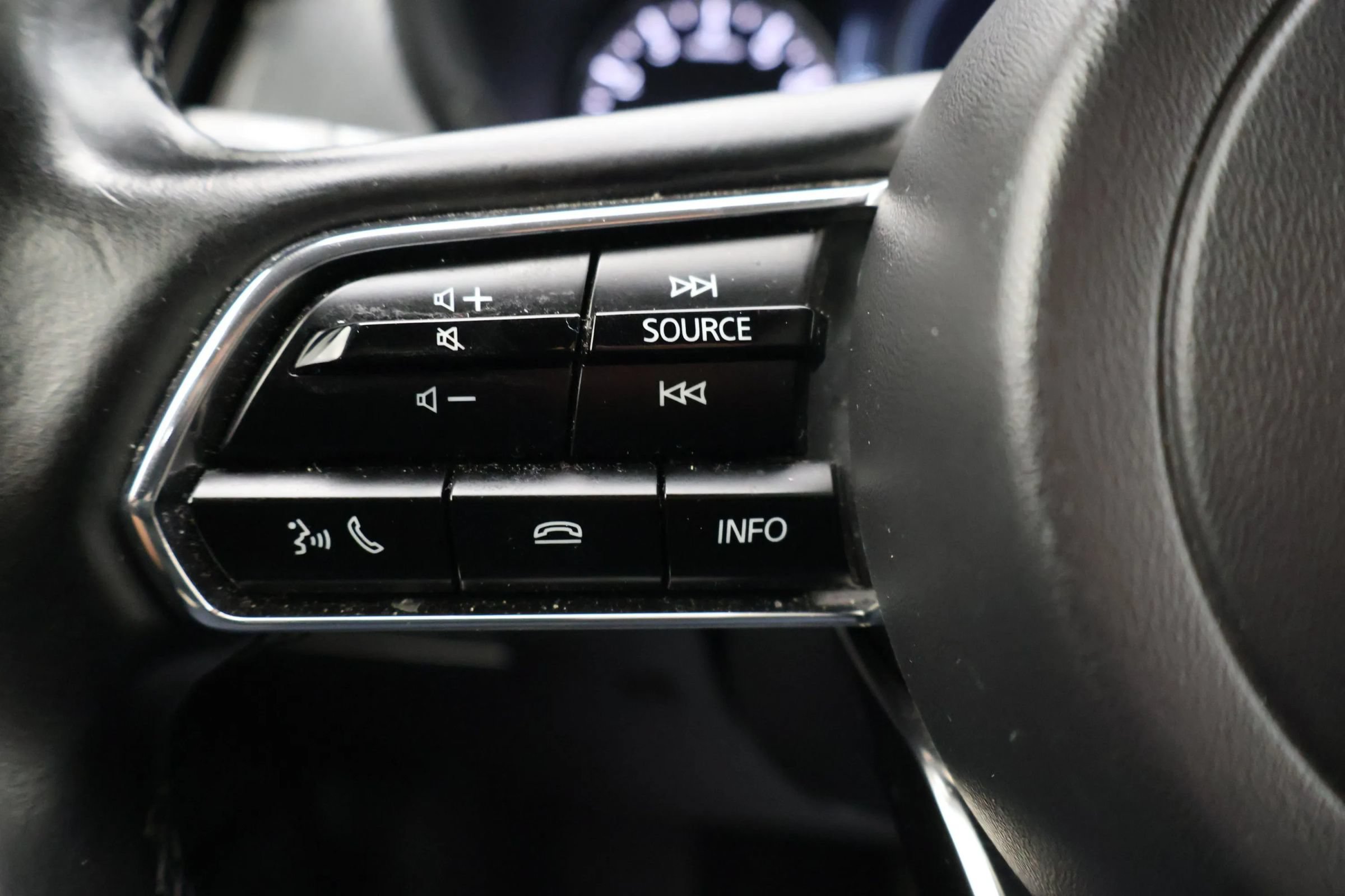 Used 2025 MAZDA CX-90 3.3 Turbo w/ Select Package AWD/4WD image 24