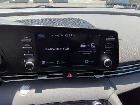 Certified 2023 Hyundai Elantra SEL FWD image 19