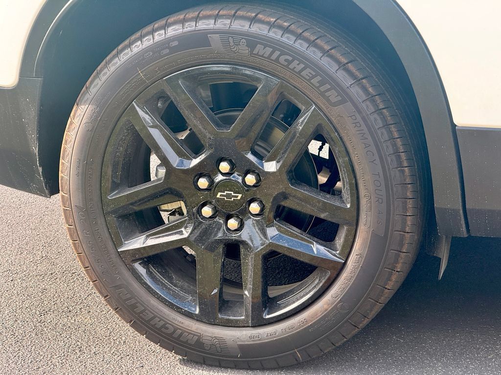 New 2026 Chevrolet Blazer LT w/ Convenience Package FWD image 9