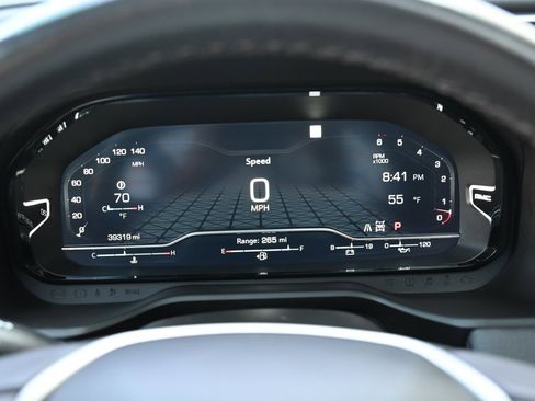 Used 2022 GMC Yukon XL Denali image 13