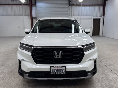 Used 2025 Honda Pilot EX-L image 25