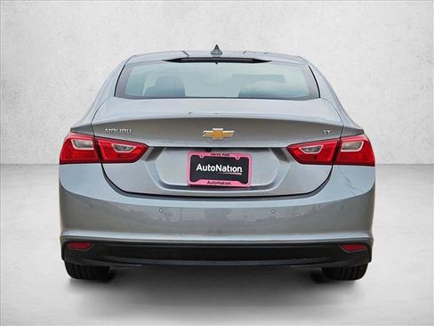 Used 2025 Chevrolet Malibu LT image 7