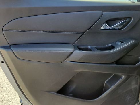 Certified 2023 Chevrolet Traverse LT image 11