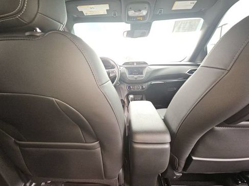 Used 2023 Chevrolet TrailBlazer ACTIV FWD image 23