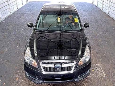 Used 2014 Subaru Legacy 2.5i Premium AWD/4WD image 2