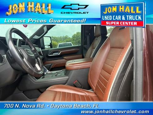 Used 2024 GMC Sierra 3500 Denali Ultimate AWD/4WD image 23