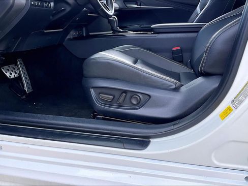 Used 2025 Toyota Camry SE FWD image 37