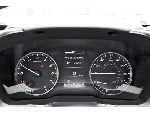 Certified 2025 Subaru Crosstrek 2.5i Premium AWD/4WD image 14