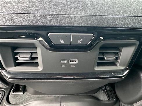 New 2026 GMC Sierra 1500 AT4 w/ AT4 Premium Package AWD/4WD image 20