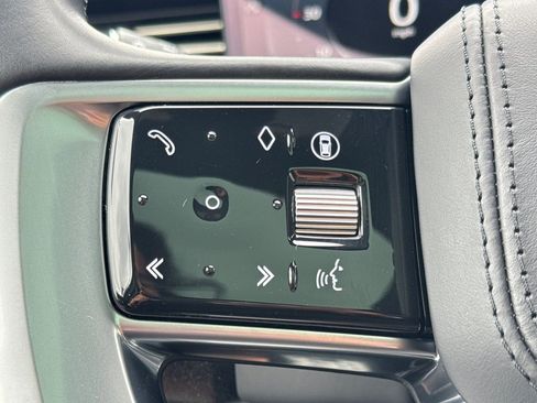 Certified 2024 Land Rover Range Rover SE AWD/4WD image 28
