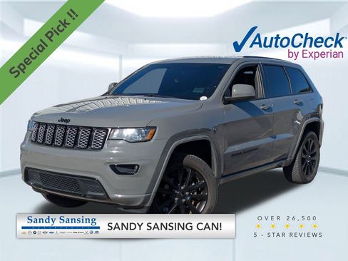 Used 2019 Jeep Grand Cherokee Altitude image 1