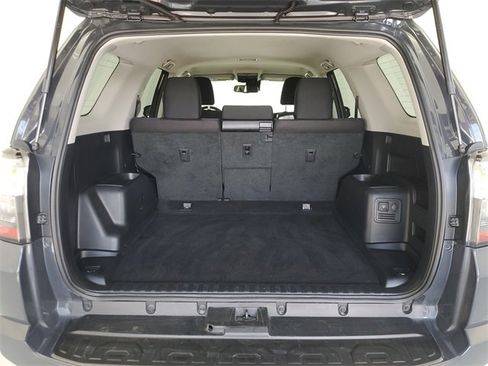 Used 2024 Toyota 4Runner TRD Off-Road image 9