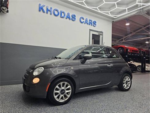 Used 2017 FIAT 500 Pop FWD image 2