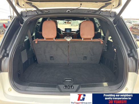 Used 2023 Lincoln Aviator Reserve w/ Equipment Group 201A image 25