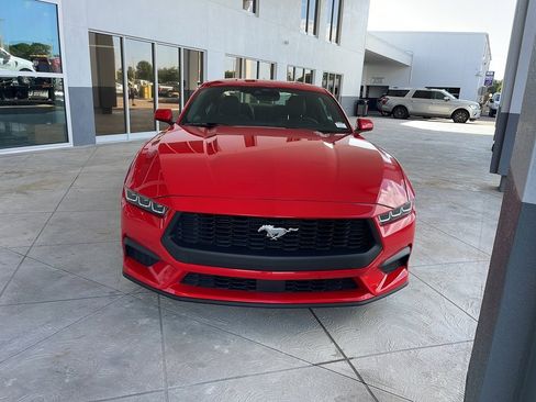 Certified 2024 Ford Mustang Coupe image 3