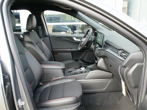 New 2026 Ford Escape ST-Line w/ Tech Pack #1 image 36