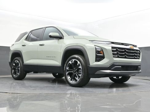 New 2026 Chevrolet Equinox LT w/ Convenience Package II FWD image 41
