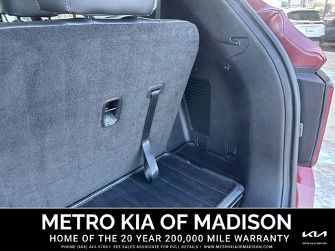 Used 2024 Kia Sorento S w/ Panoramic Sunroof Package image 30