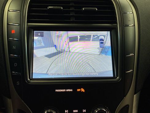 Used 2020 Lincoln Nautilus Premier w/ Equipment Group 101A AWD/4WD image 14