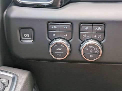Used 2024 GMC Sierra 1500 Denali w/ Denali Reserve Package AWD/4WD image 29