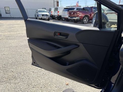 Used 2023 Toyota Corolla LE FWD image 21