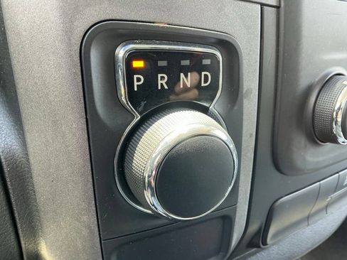Used 2018 RAM 1500 Express RWD image 24