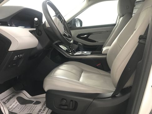 Used 2023 Land Rover Range Rover Evoque SE image 7