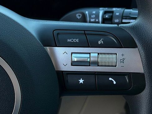 Certified 2025 Hyundai Tucson SEL image 17