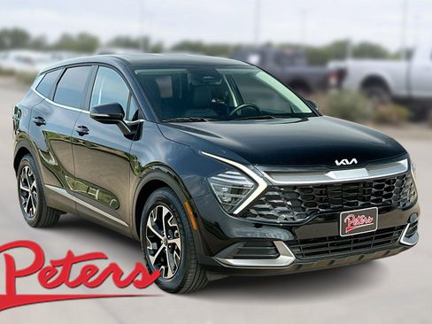 Used 2024 Kia Sportage EX image 1