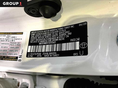 Used 2020 Toyota C-HR XLE image 37