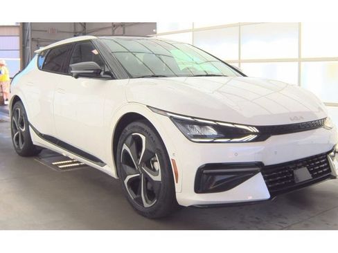 Used 2023 Kia EV6 GT-Line w/ GT-Line Suede Seat Package AWD/4WD image 2