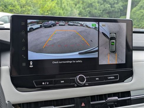 New 2025 Mitsubishi Outlander SE image 22