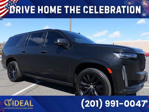 Used 2022 Cadillac Escalade ESV Sport Platinum AWD/4WD image 11