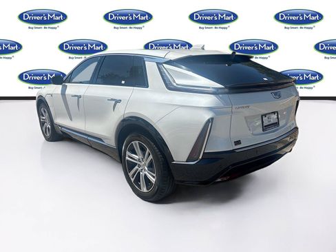 Used 2024 Cadillac Lyriq Tech RWD image 5