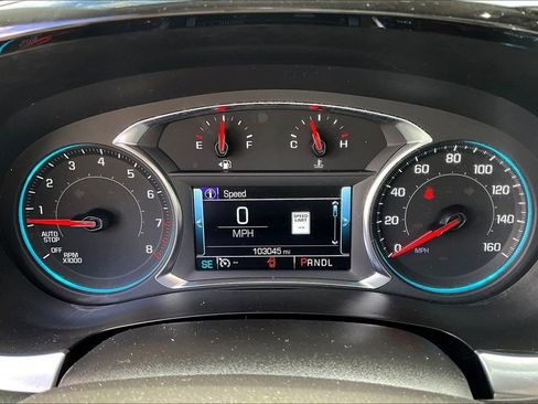 Used 2019 Chevrolet Traverse Premier w/ Redline Edition FWD image 13