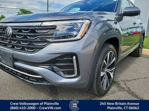Certified 2024 Volkswagen Atlas SEL Premium R-Line AWD/4WD image 24