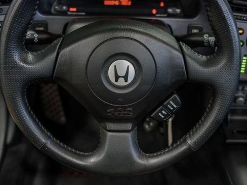 Used 2002 Honda S2000 image 24