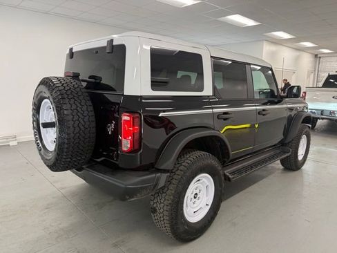 New 2025 Ford Bronco Heritage Edition image 6