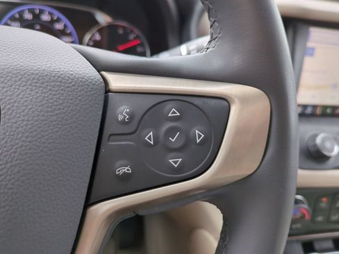Used 2023 GMC Acadia Denali AWD/4WD image 29