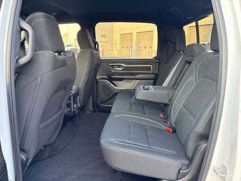 Used 2025 RAM 1500 Big Horn AWD/4WD image 34
