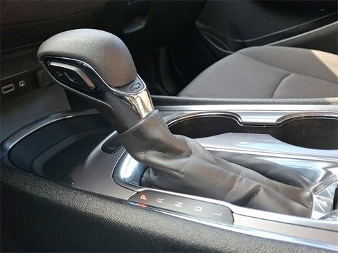 Used 2023 Chevrolet Malibu LT image 14