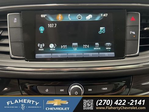 Used 2019 Buick Enclave Essence FWD image 27