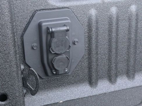 New 2026 Ford F250 Platinum w/ Tremor Off-Road Package image 14