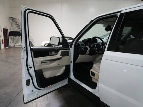 Used 2012 Land Rover Range Rover Sport Supercharged AWD/4WD image 11