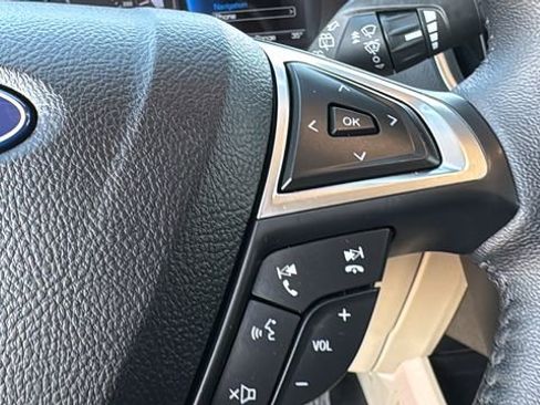 Certified 2023 Ford Edge Titanium w/ Equipment Group 301A image 21