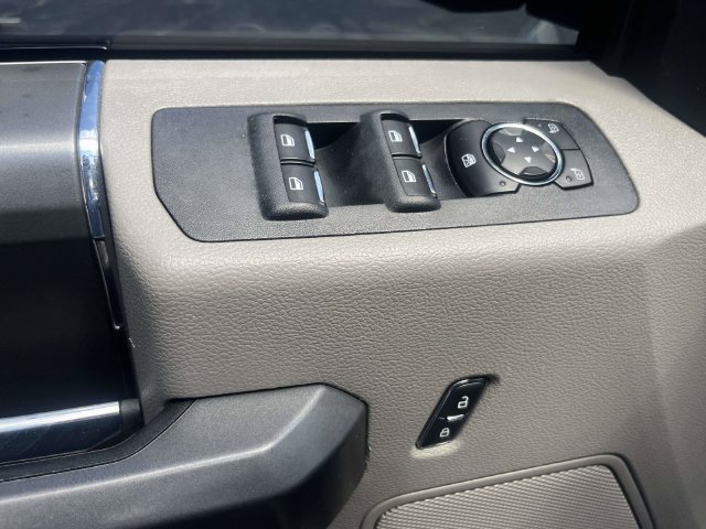 Used 2017 Ford F150 XLT w/ Equipment Group 301A Mid AWD/4WD image 18