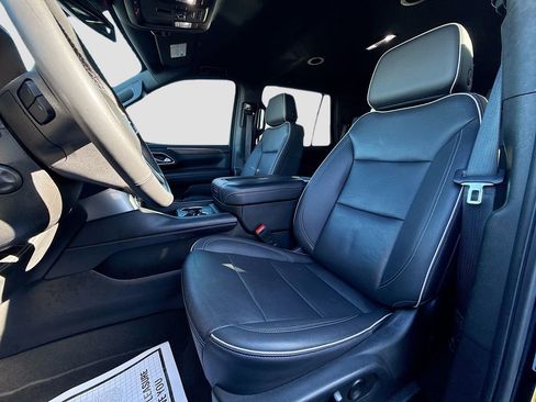 Used 2023 Chevrolet Tahoe Premier AWD/4WD image 25