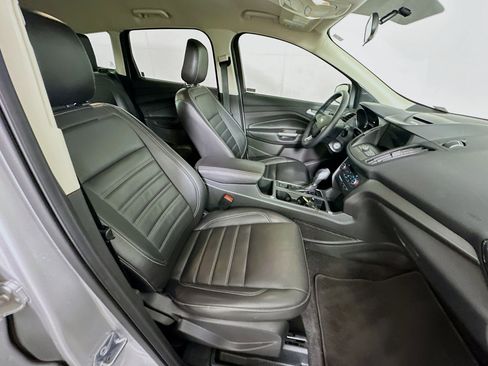 Used 2018 Ford Escape SEL image 30