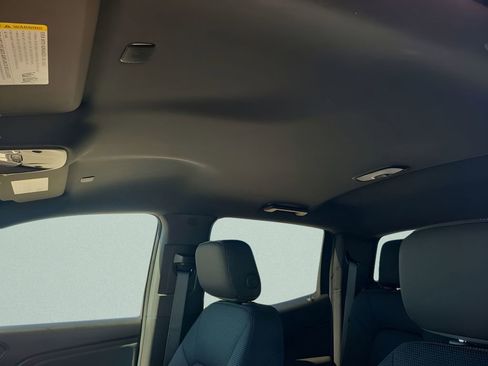 New 2026 GMC Canyon Elevation w/ Convenience Package image 30