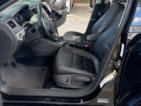 Used 2014 Volkswagen Jetta SE image 21